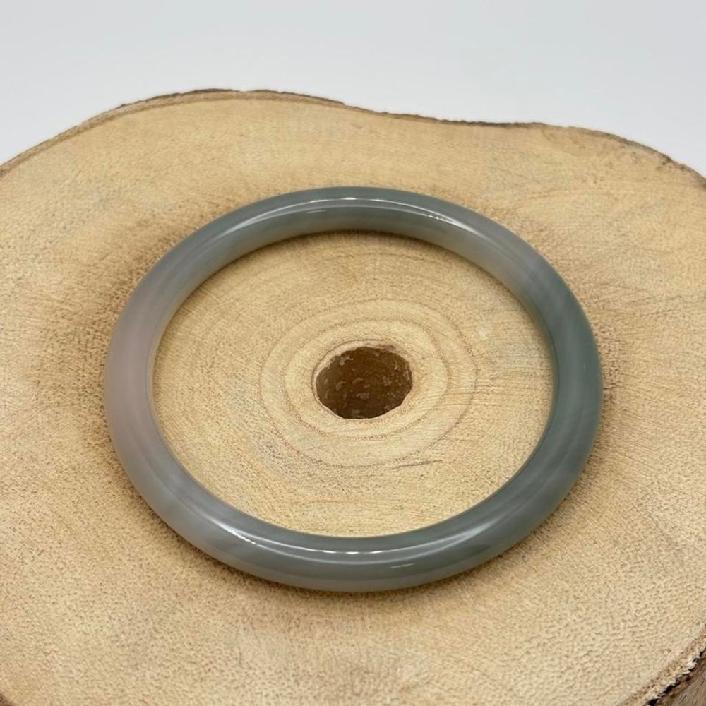 Agate Bangle - Picture 3 of 7
